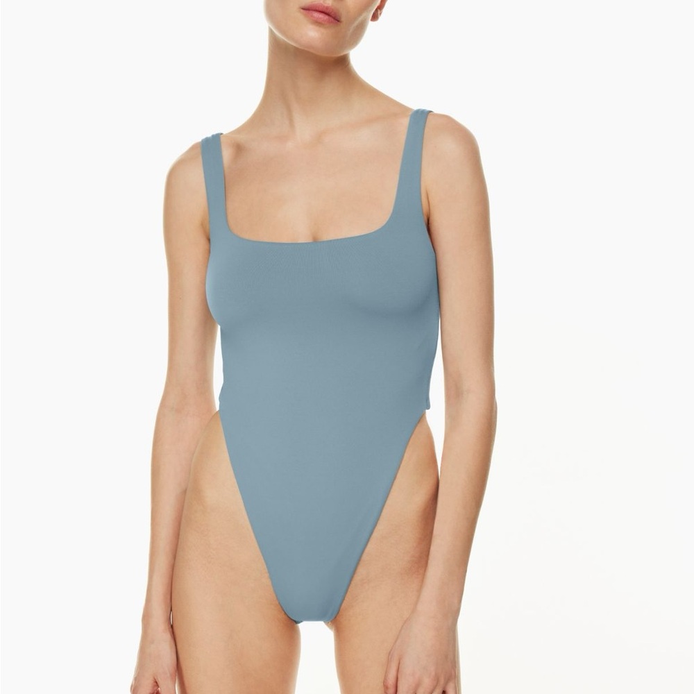 Aritzia babaton contour square neck body suit high leg